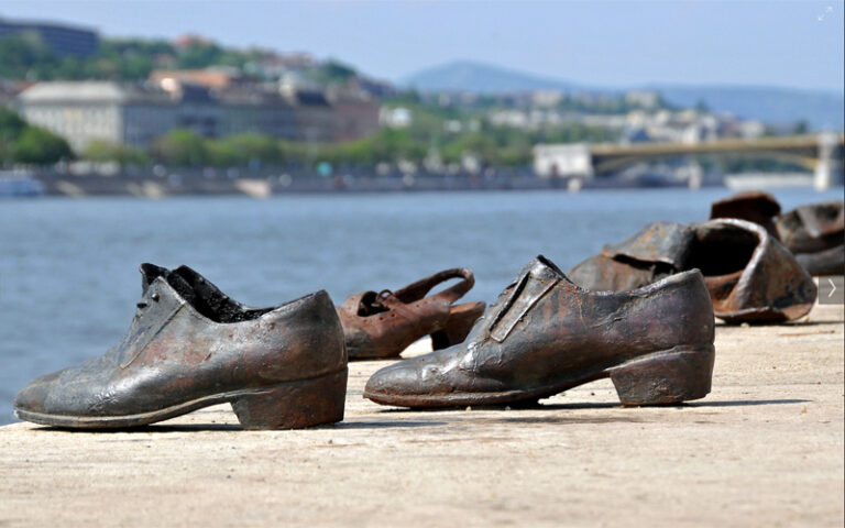 by Dennis Jarvis and appear at: http://www.flickr.com/photos/archer10/7263559412/